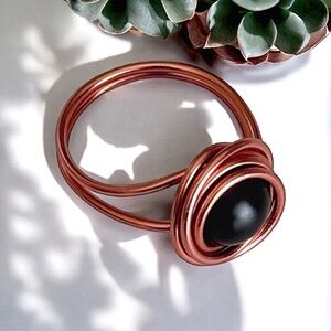 5 For $25💫Alternative Black Ball Coiled Ring